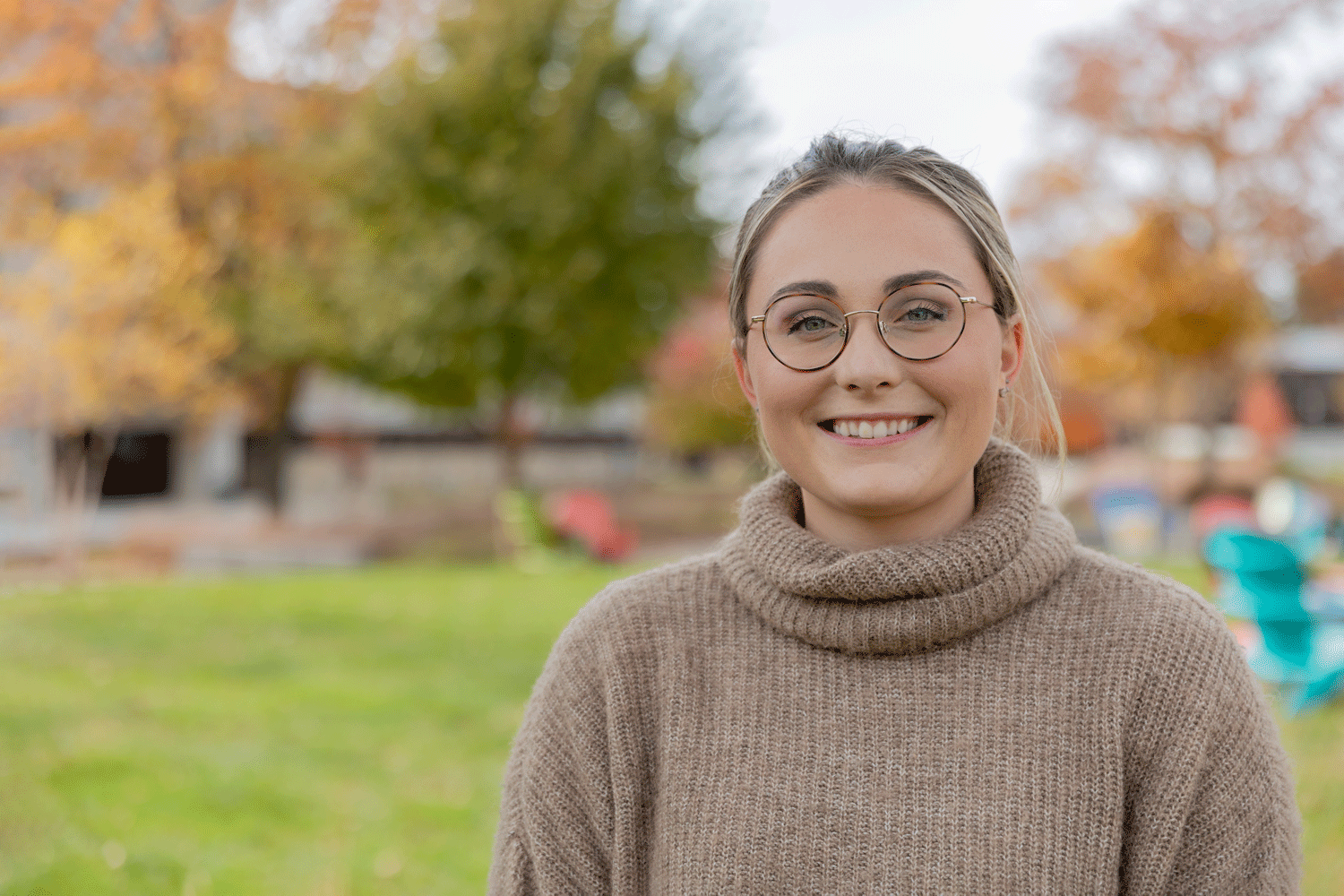 Aeberli smiles outside on campus.